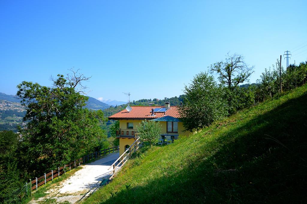 Bed And Breakfast Montino Cene Exterior photo