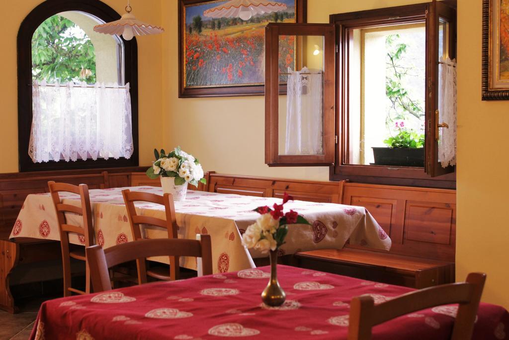 Bed And Breakfast Montino Cene Exterior photo